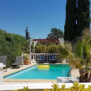 T3 à 10' De Cassis - Piscine Privée Et Cuisine D'été Extérieure Hébergement de vacances