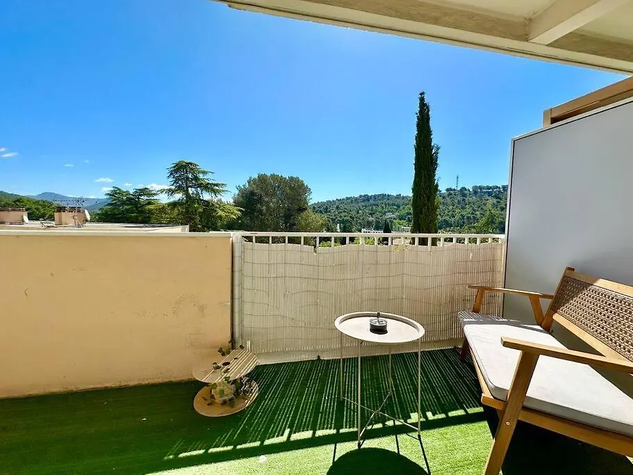 Appartement Avec Terrasse Proche Cassis Carnoux-en-Provence