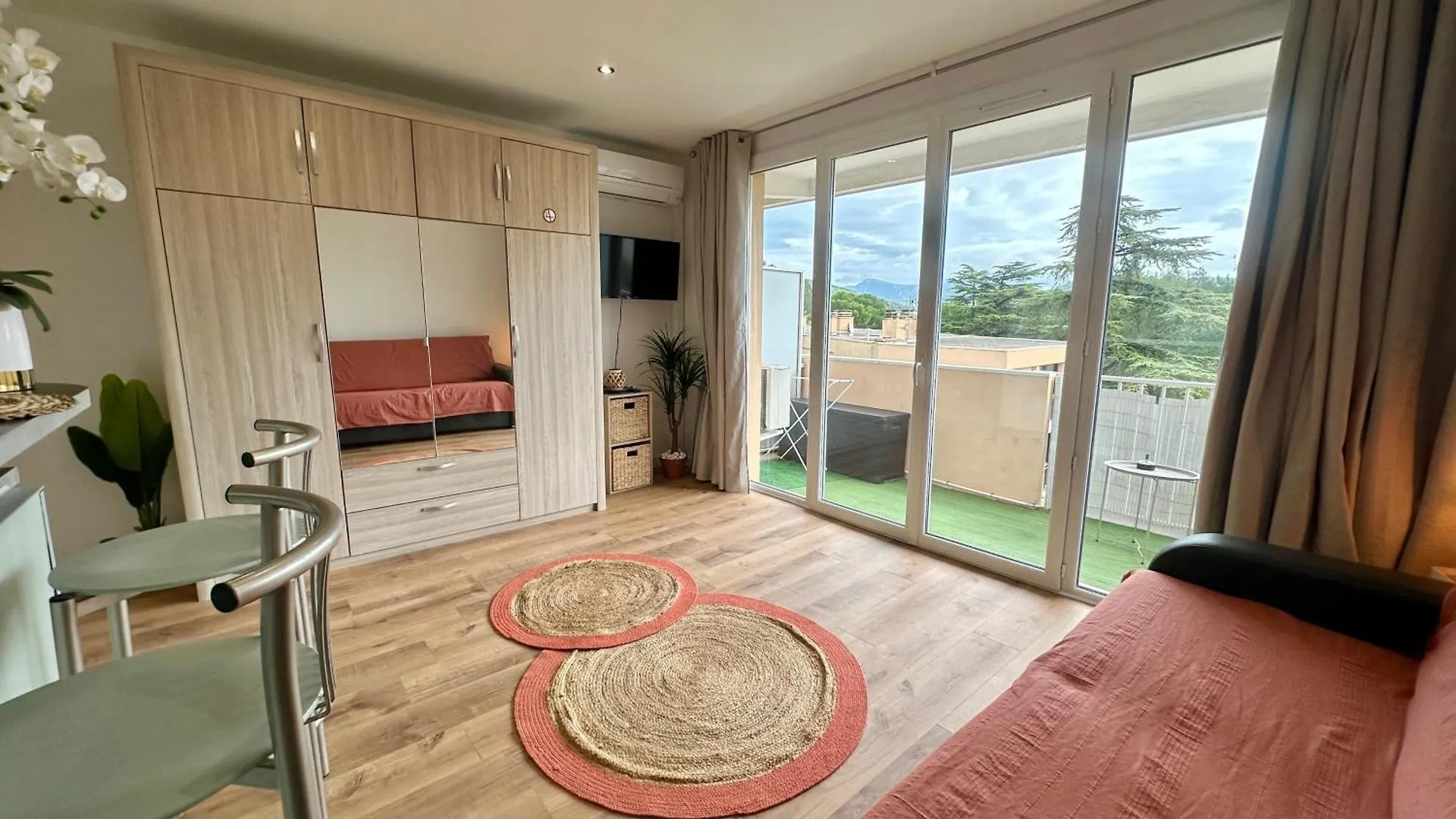 Appartement Avec Terrasse Proche Cassis location